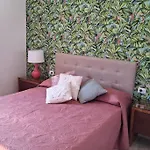 Tropical - Heated Pool Apartman *
