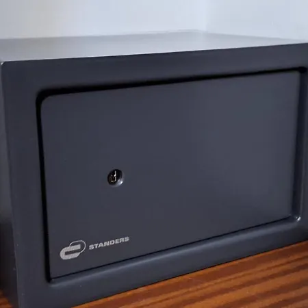 Tropical - Heated Pool *