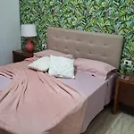 Tropical - Heated Pool Apartament *