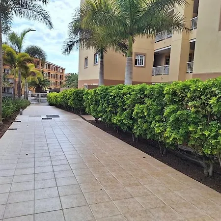 Tropical - Heated Pool Appartement