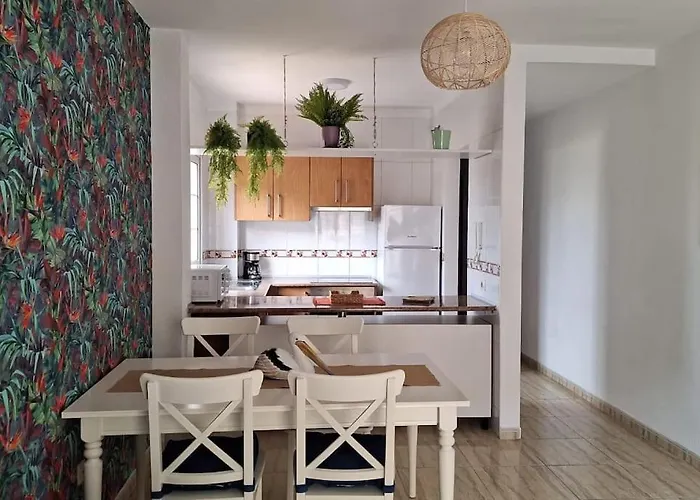 Tropical - Heated Pool Apartment Palm-mar