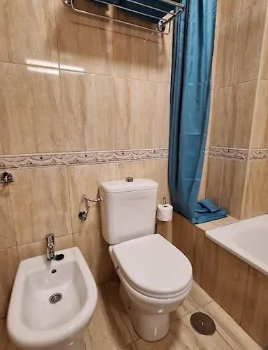 Tropical - Heated Pool דירה