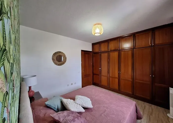 Tropical - Heated Pool *